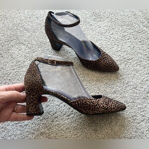 AGL Women's Size 39.5 Leopard Block Heel Pointed Toe Ankle Strap